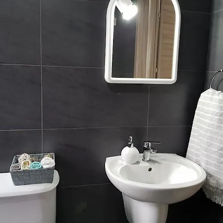 Cozy Close To The Sea 4 Apartman