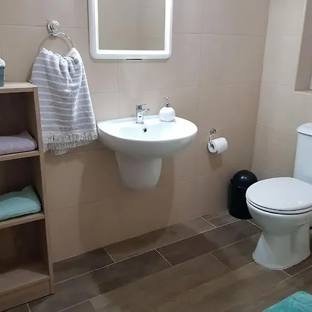 Cozy Close To The Sea 4