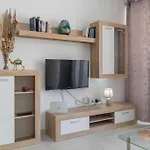 Cozy Close To The Sea 4